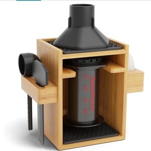 Aeorpress Travel Press with Hexnub Bamboo Storage Station